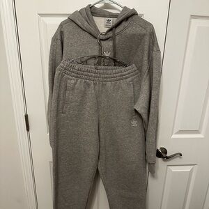 Original Adidas Women’s outfit